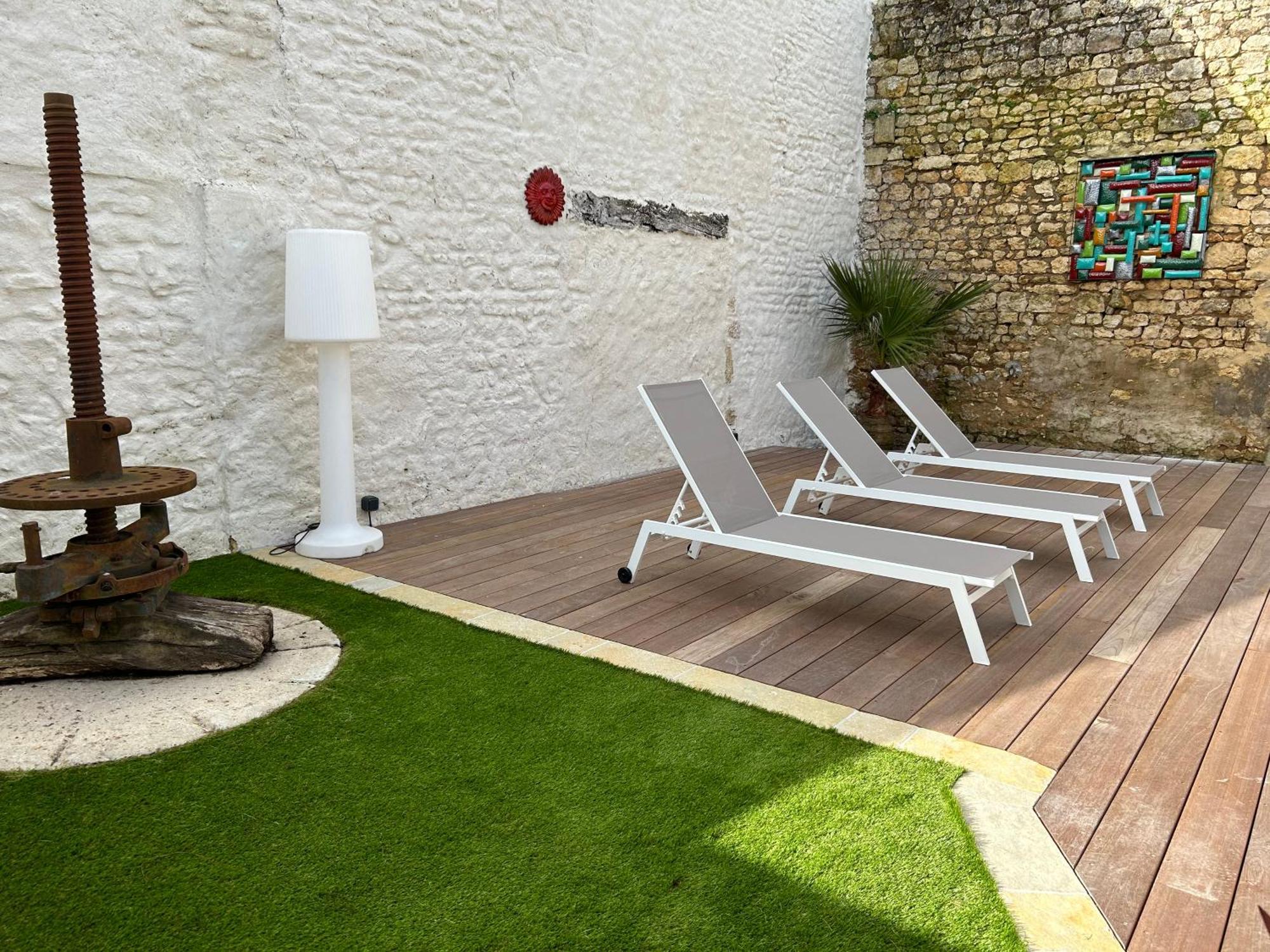 Gémozac Domaine De La Gemoliere Bed & Breakfast エクステリア 写真