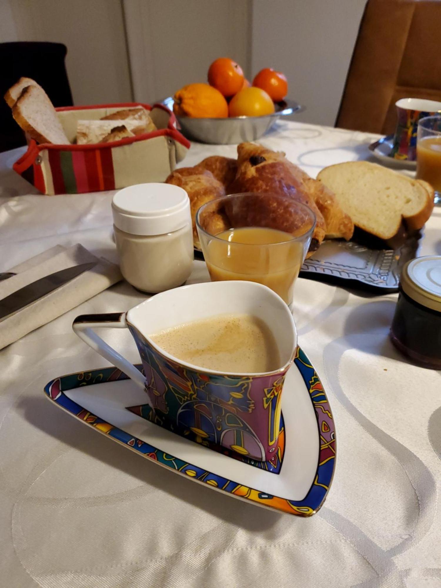 Gémozac Domaine De La Gemoliere Bed & Breakfast エクステリア 写真