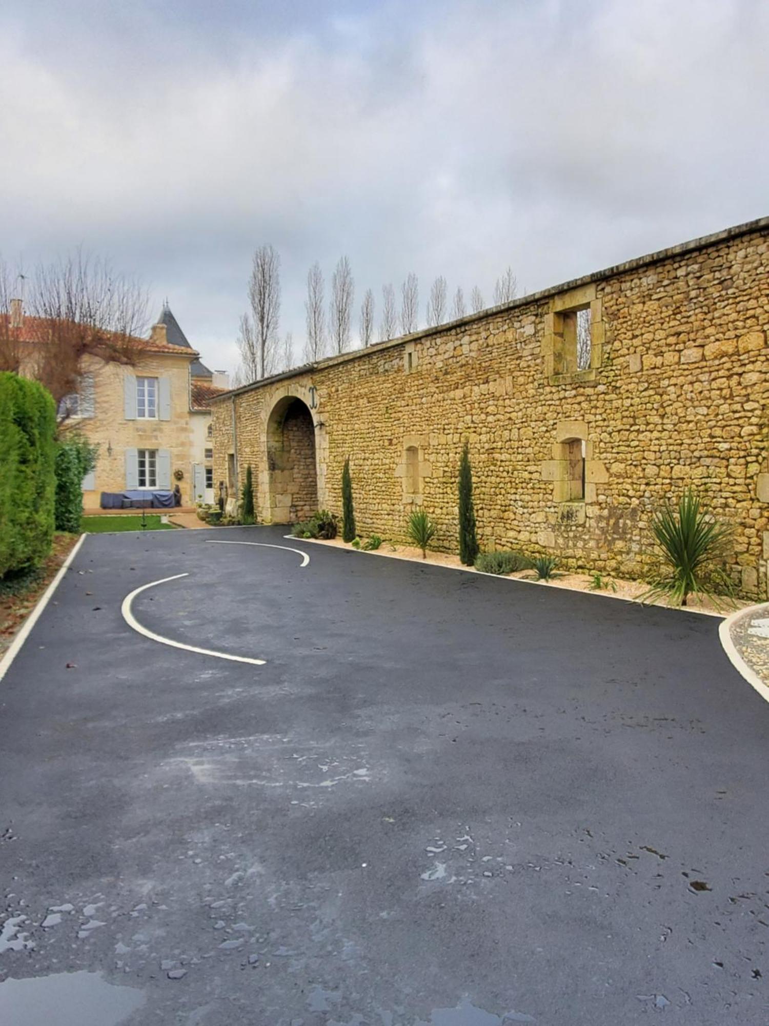 Gémozac Domaine De La Gemoliere Bed & Breakfast エクステリア 写真